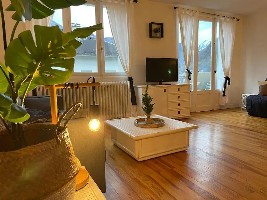 Grand T2 Centre Ville Proche Pistes Ski Et Thermes Bagneres-de-Luchon France