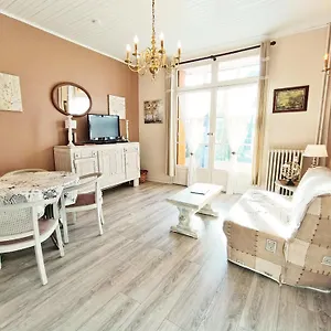 Le Petit Paradis, T3, Wifi, Parking, Veranda Appartement